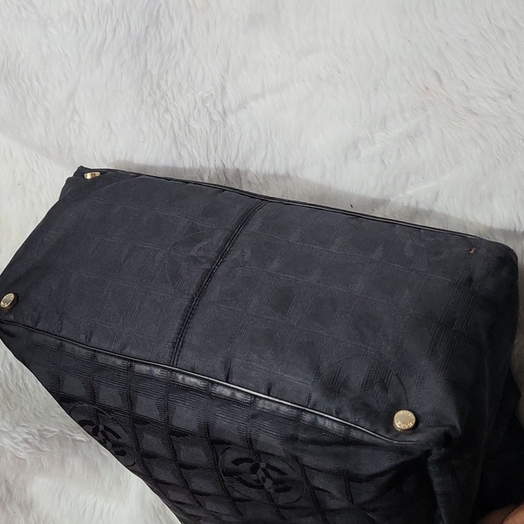 Chanel Nylon CC Jacquard Travel Line Bag - Picture 4 of 16